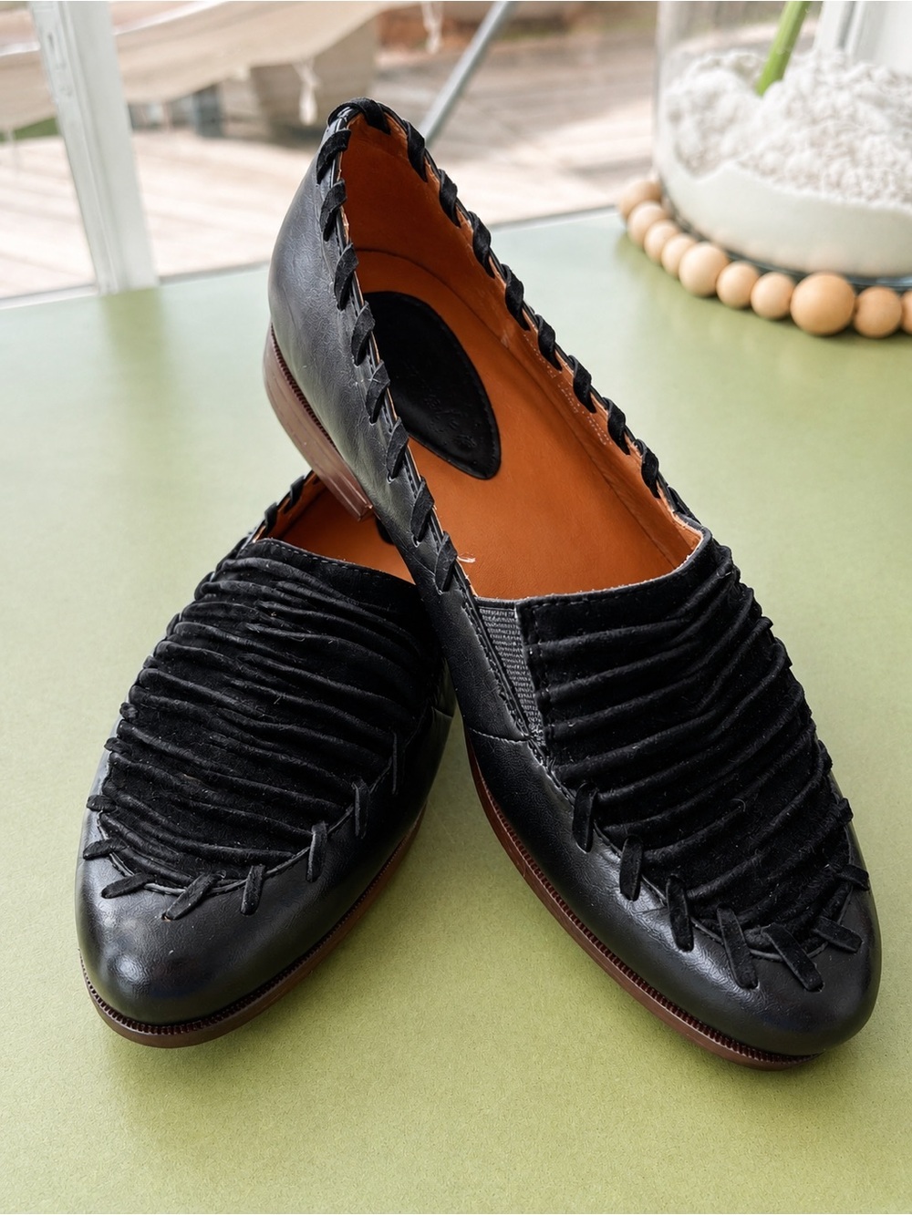 Earthies Women’s Black Leather & Velvet Slip-On Loafers 6.5